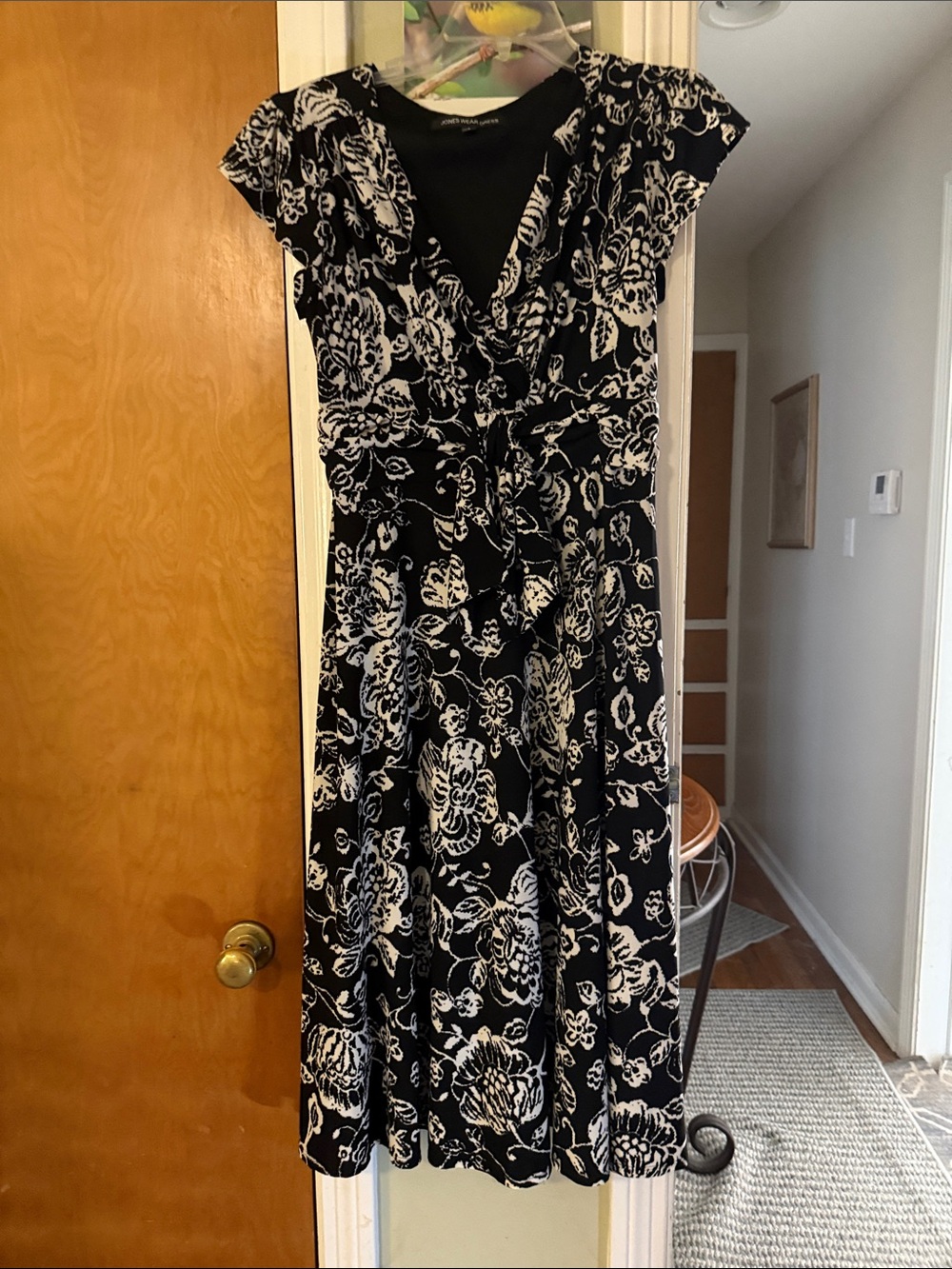 Jones Wear Black and White Floral Wrap Dress